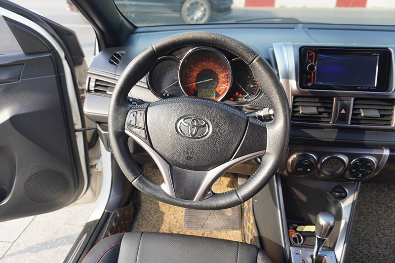 Toyota Yaris G 1.3L AT 2015 - 11