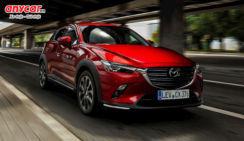 Đầu xe Mazda CX-3 2023 có thiết kế sang trọng và mạnh mẽ