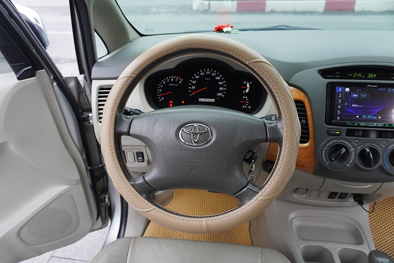 Toyota Innova V 2.0AT 2008 - 12