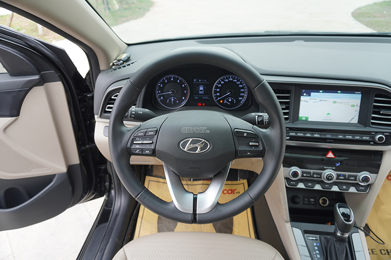 Hyundai Elantra  GLS 1.6L AT 2020 - 11