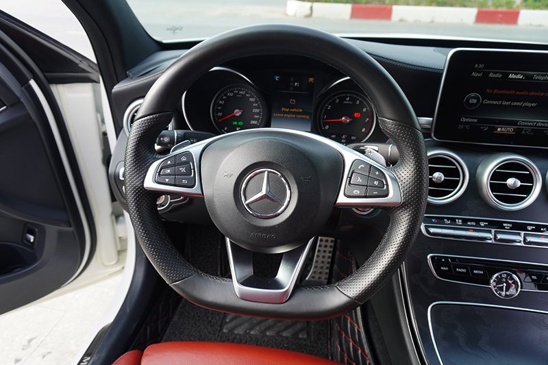 Mercedes Benz C300 AMG 2.0AT 2015 - 10