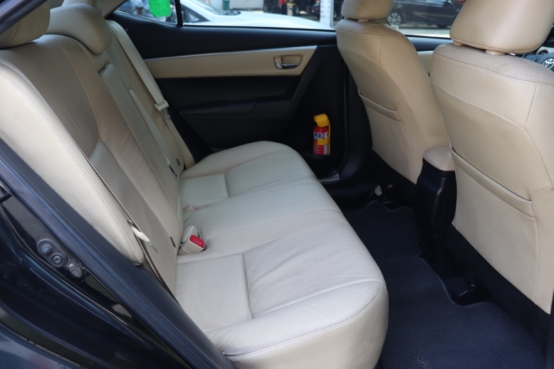 Toyota Corolla 1.8G AT 2018 - 17