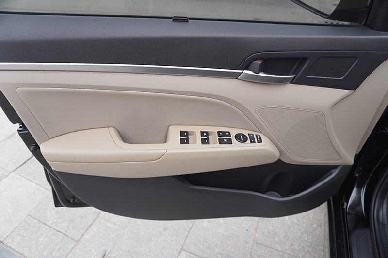 Hyundai Elantra  GLS 1.6L AT 2020 - 9