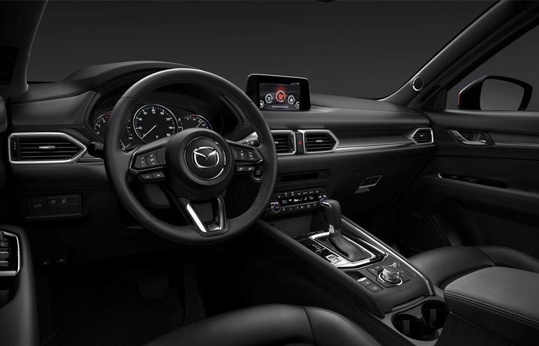 Bảng taplo trên Mazda CX-5 được thiết kế hiện đại, đơn giản và dễ sử dụng