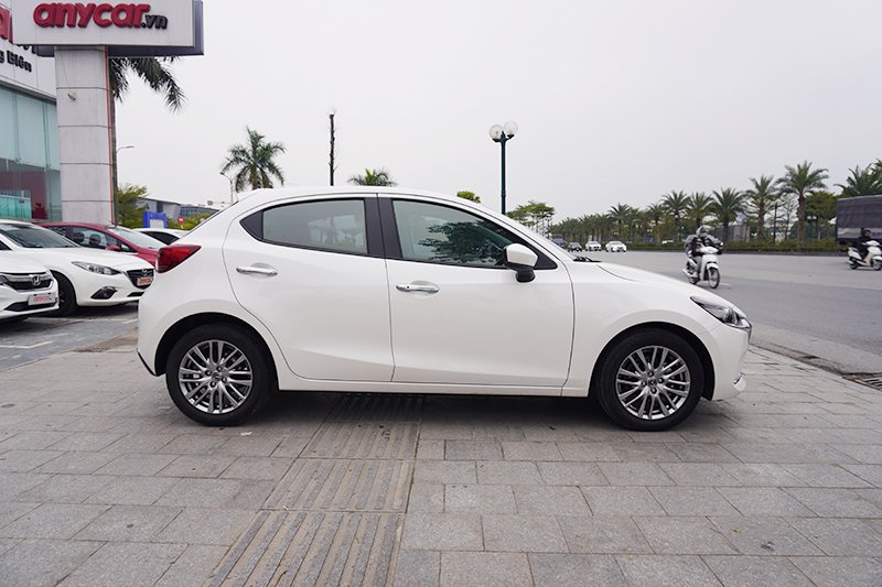 Mazda 2 Hatchback Luxury 1.5L AT 2021 - 4