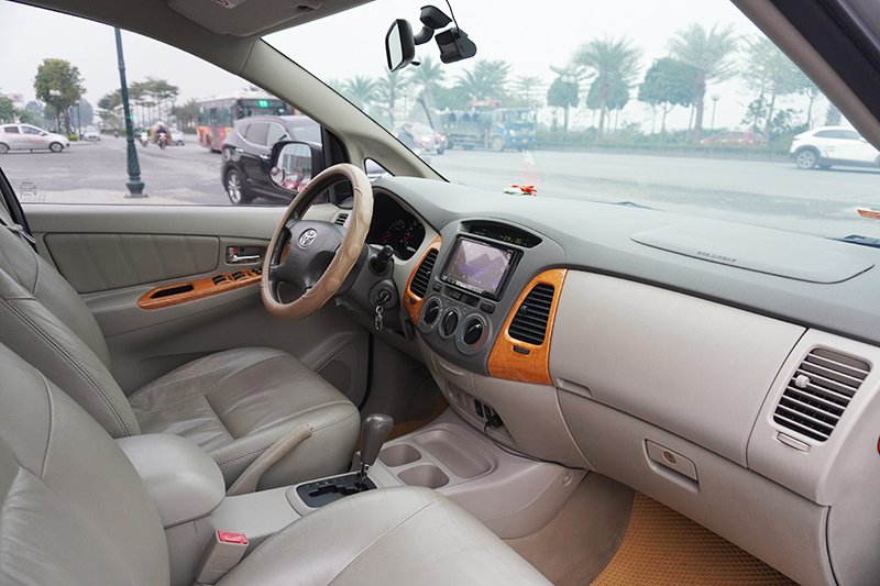 Toyota Innova V 2.0AT 2008 - 11
