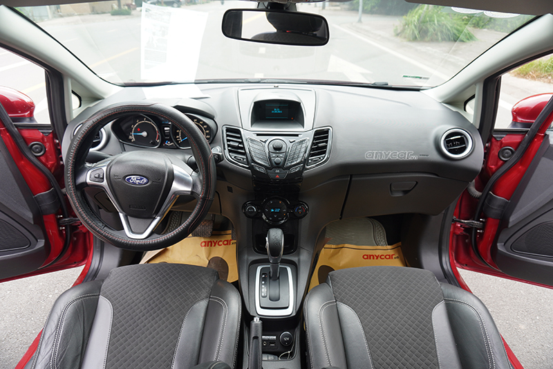 Ford Fiesta Ecoboost 1.0 AT 2016 - 13