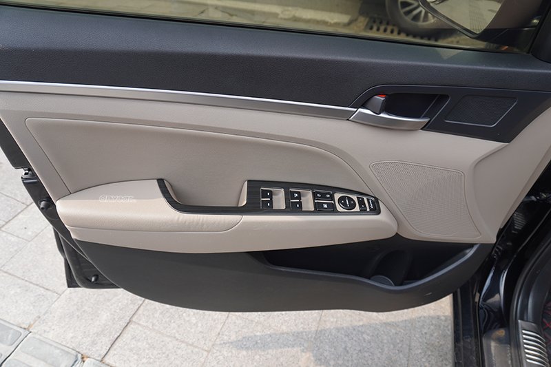 Hyundai Elantra GLS 2.0L AT 2019 - 9