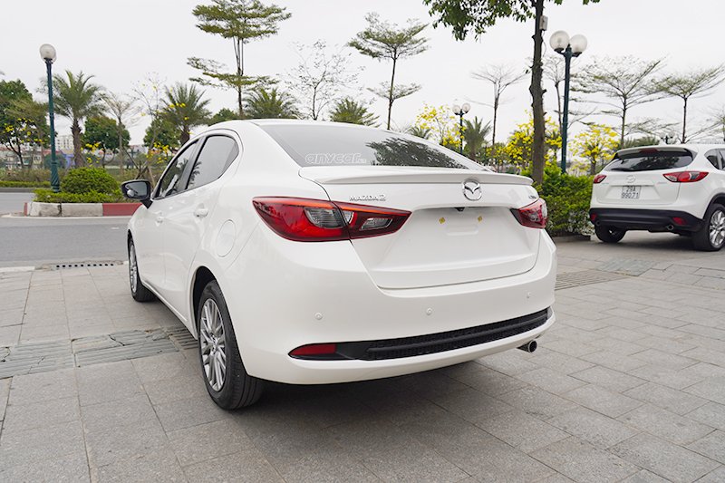 Mazda 2 Sedan Luxury 1.5L AT 2020 - 8