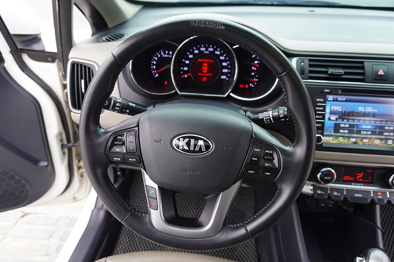 Kia Rio Hatchback 1.4L AT 2015 - 11