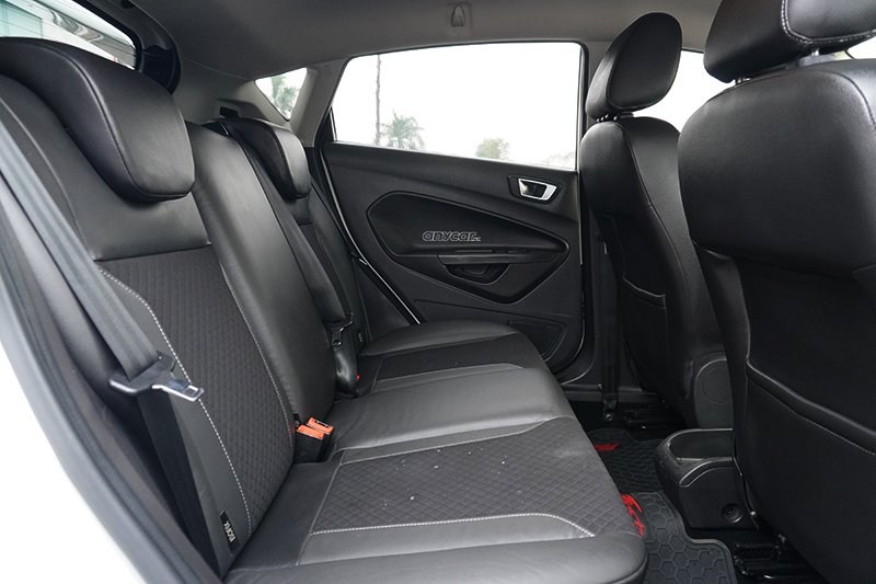Ford Fiesta S 1.5AT 2018 - 15