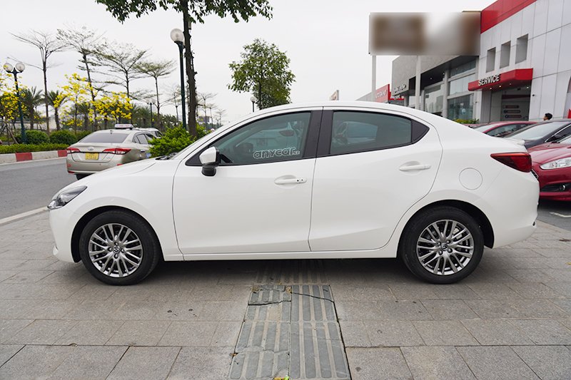 Mazda 2 Sedan Luxury 1.5L AT 2020 - 5