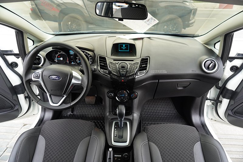 Ford Fiesta S 1.5AT 2018 - 12