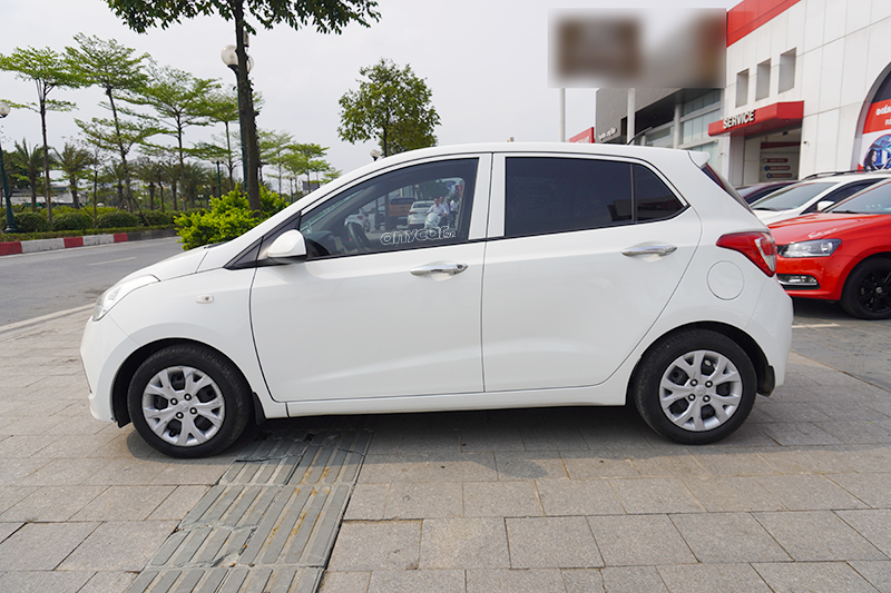 Hyundai I10 Base 1.0L MT 2015 - 5