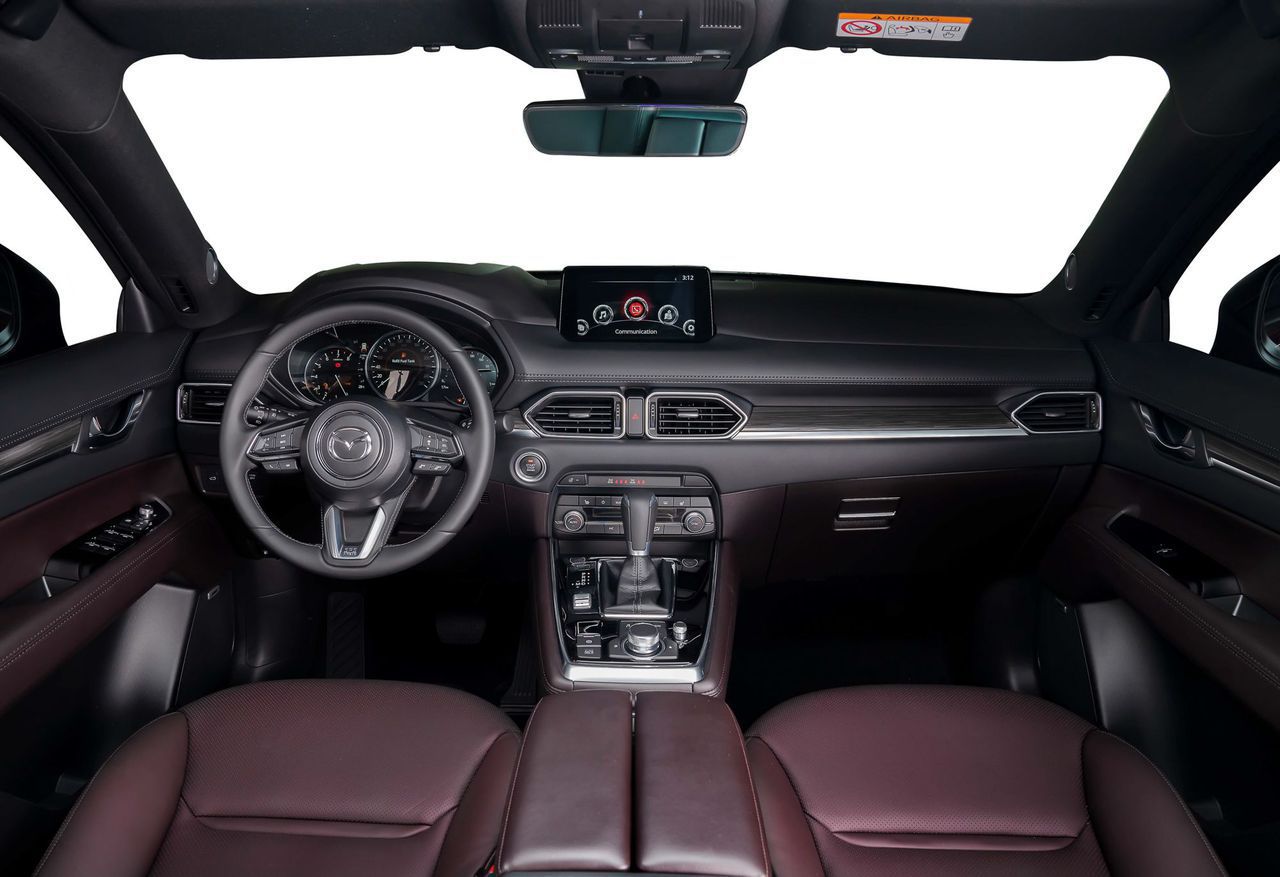 Thiết kế nội thất bên trong Mazda CX-8 rất tỉ mỉ bọc da Nappa