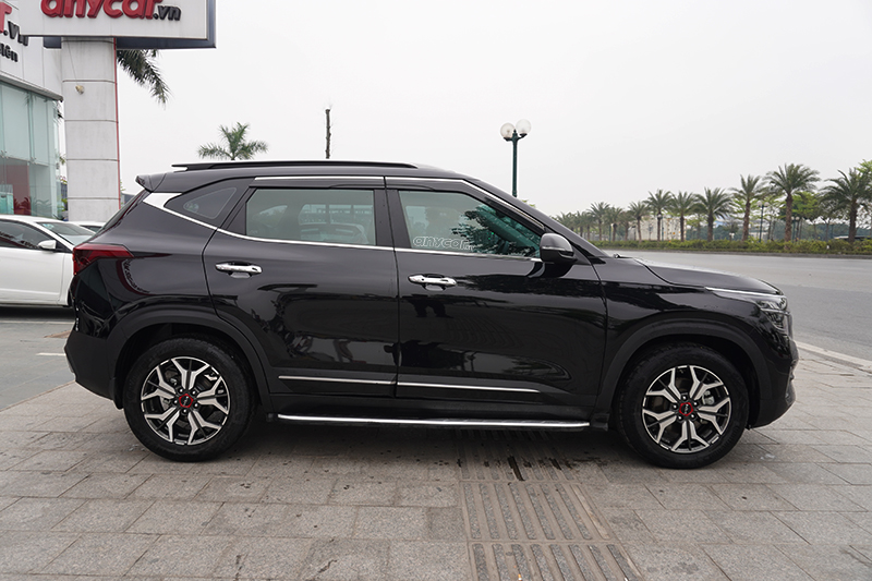 Kia Seltos Premium 1.6AT 2021 - 4