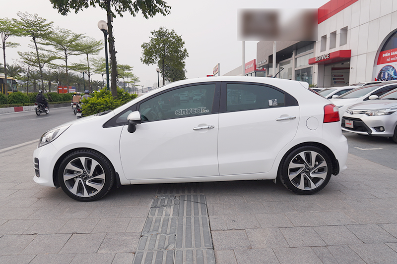 Kia Rio Hatchback 1.4AT 2015 - 5