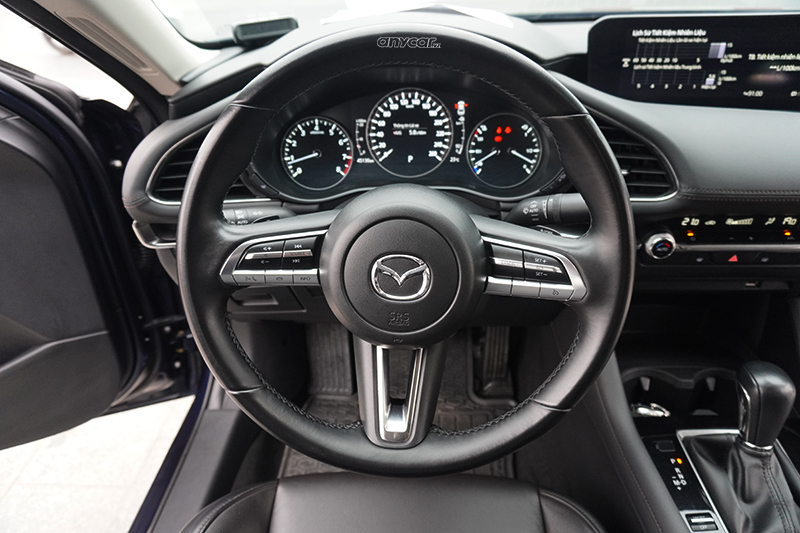 Mazda 3 Luxury Sedan 1.5L  AT 2022 - 10