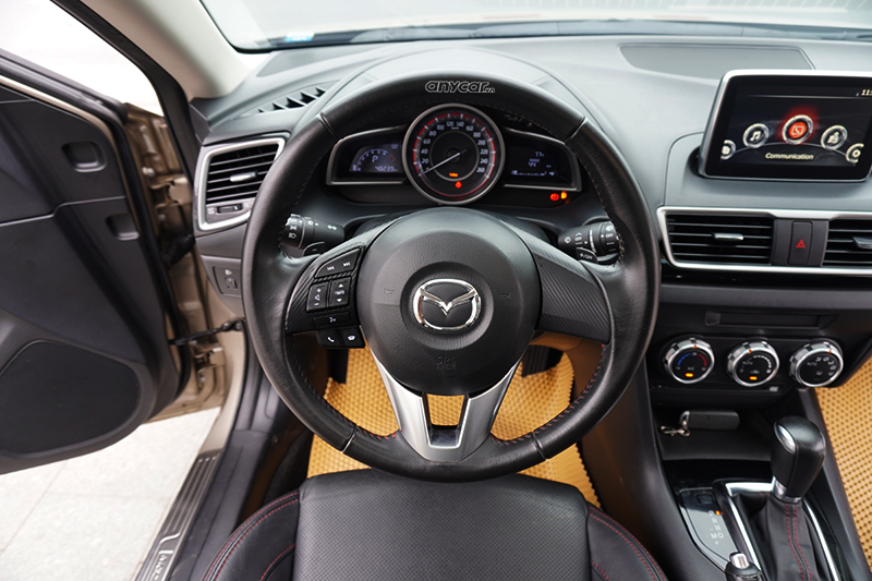 Mazda 3  Hatchback 1.5AT 2017 - 10