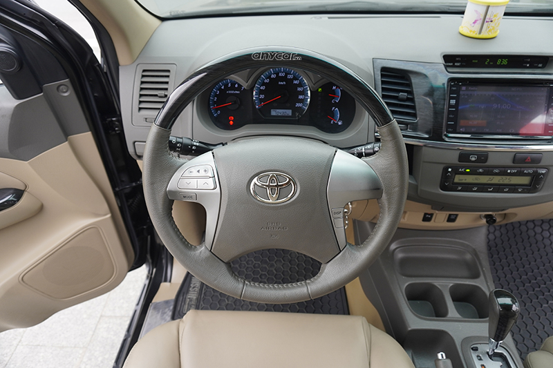Toyota Fortuner 4x2 2.7AT 2012 - 10
