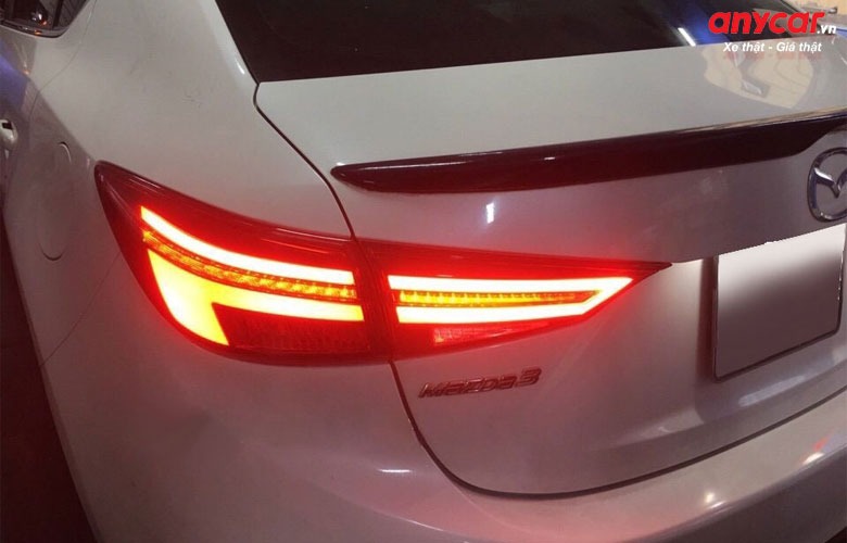 Độ đèn hậu LED cho ô tô 