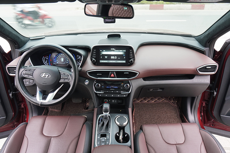 Hyundai Santafe Premium 2.4AT 2020 - 13
