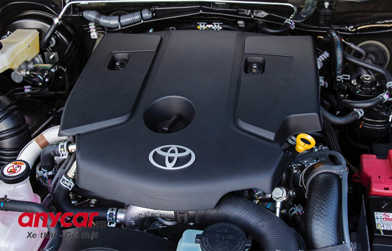 Động cơ vận hành Toyota Hilux cũ