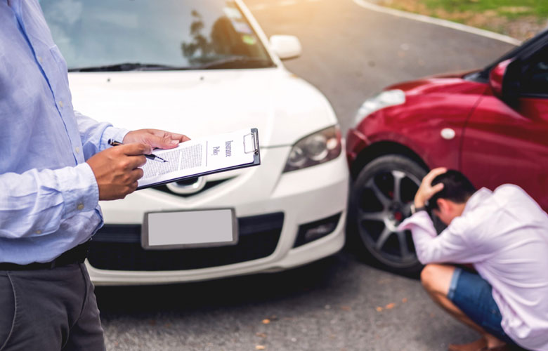 Bảo hiểm vật chất ô tô hay còn được gọi là bảo hiểm thân vỏ ô tô, loại bảo hiểm này không bắt buộc nhưng chủ xe nên mua