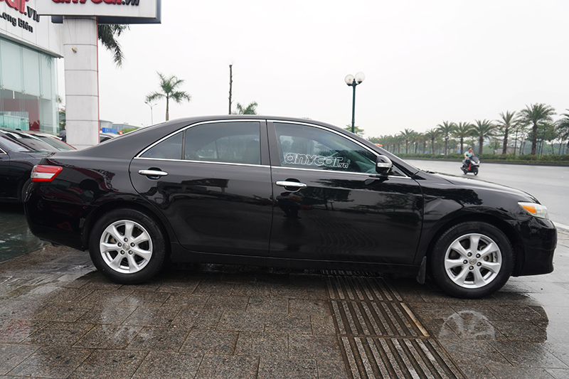 Toyota Camry LE 2.5L AT 2009 - 4