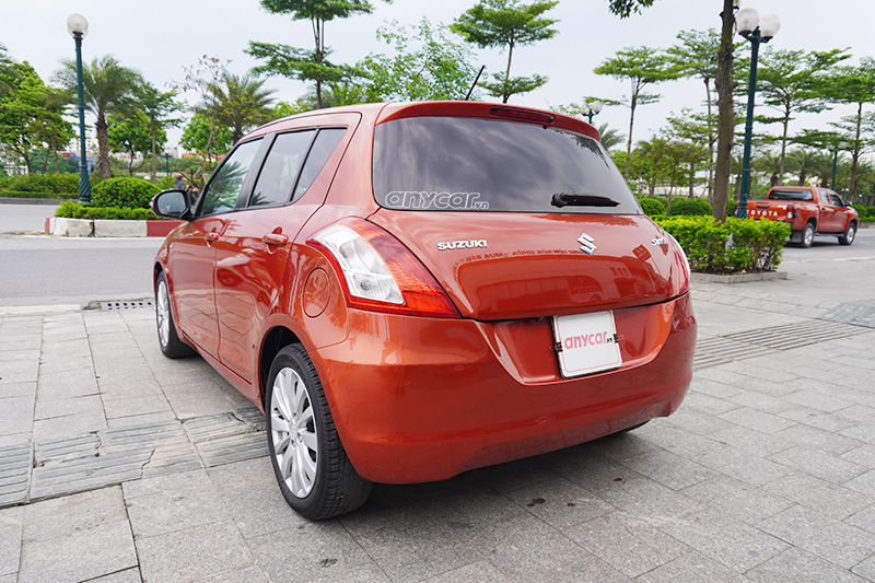 Suzuki Swift 1.4AT 2015 - 8