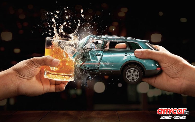 Không uống rượu bia để lái xe an toàn hơn
