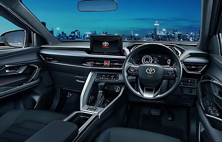 Bảng taplo Toyota Yaris Cross 2023 được thiết kế đơn giản, dễ sử dụng