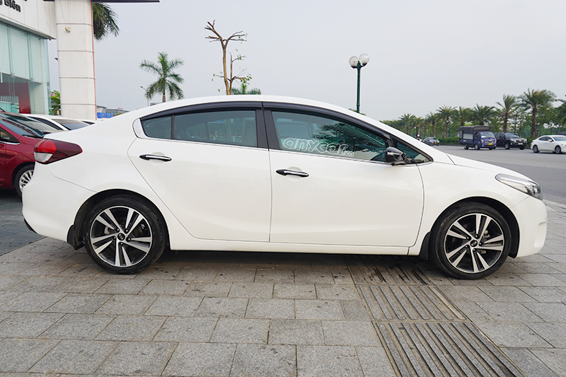 Kia Cerato 2.0AT 2017 - 4