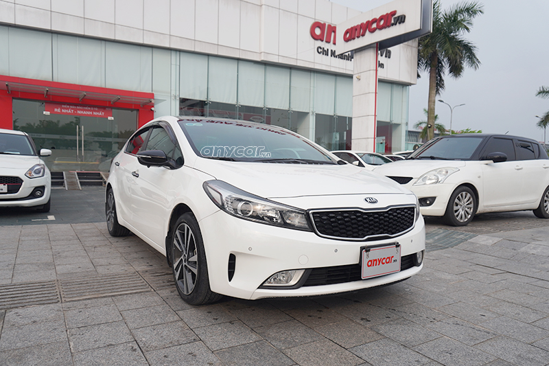 Kia Cerato 2.0AT 2017 - 1