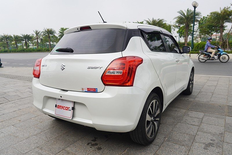 Suzuki Swift GLX 1.2AT 2019 - 6