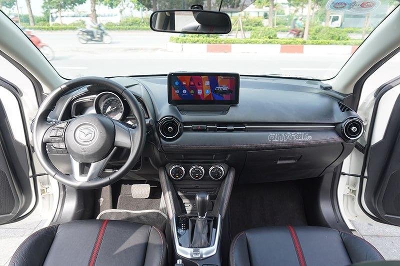 Mazda 2 Sedan 1.5AT 2015 - 12