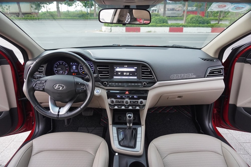 Hyundai Elantra GLS 1.6L AT 2019 - 12