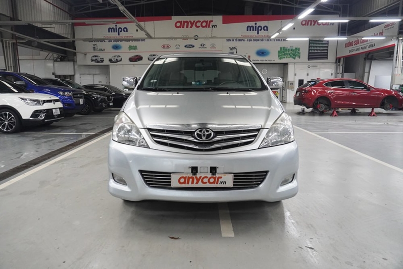 Toyota Innova V 2.0AT 2011 - 2