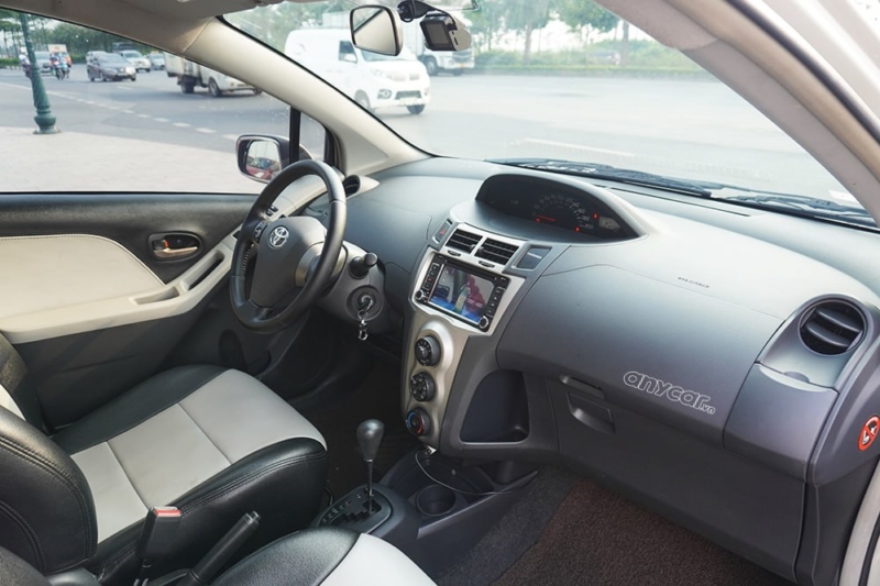 Toyota Yaris 1.3L AT 2008 - 13
