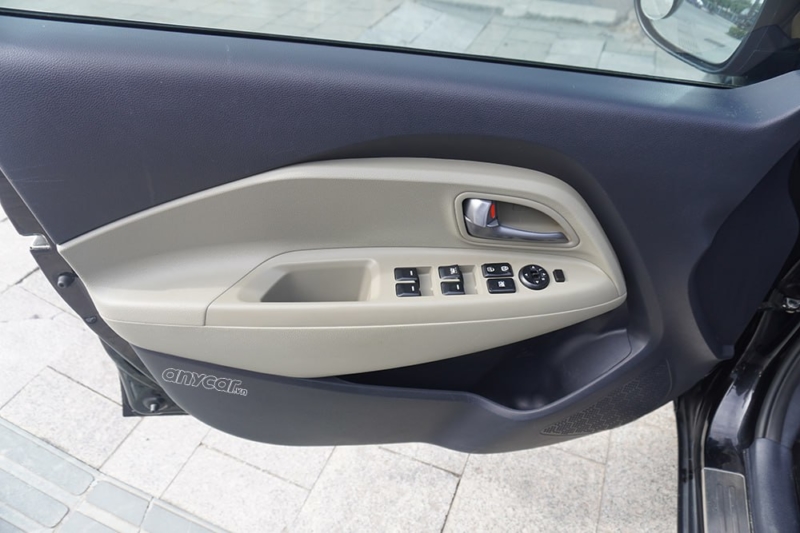 Kia Rio Sedan 1.4L AT 2015 - 9