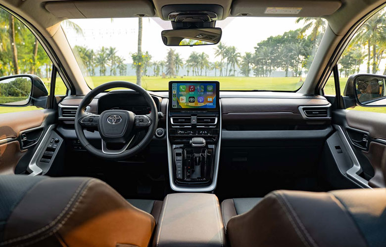 Nội thất xe Toyota Innova Cross cũng được đánh giá cao với nhiều thay đổi