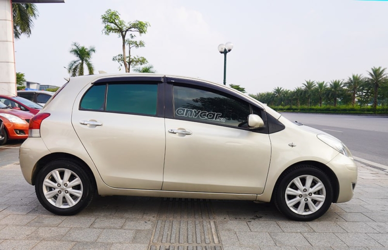 Toyota Yaris 1.3L AT 2008 - 4