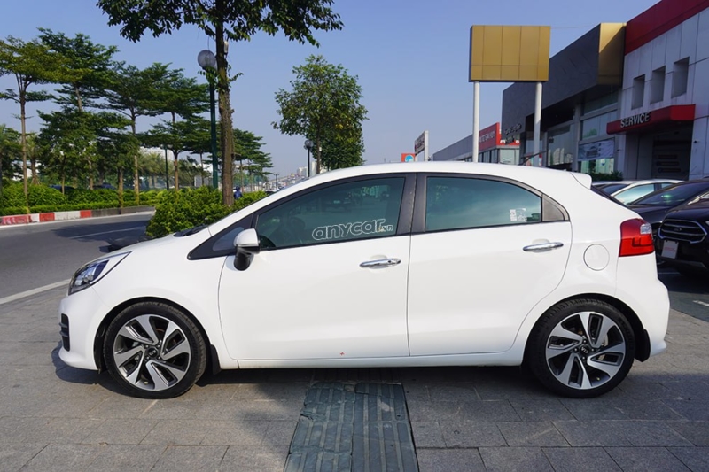 Kia Rio Hatchback 1.4AT 2015 - 5