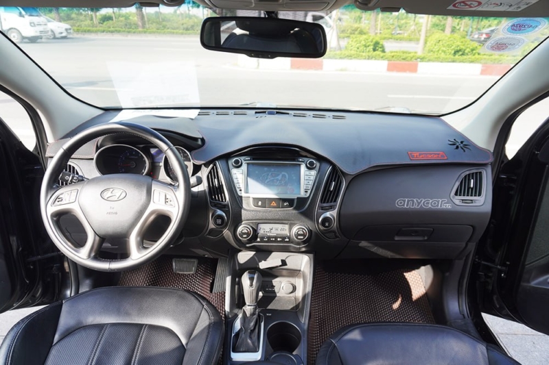 Hyundai Tucson 2.0AT 2013 - 12