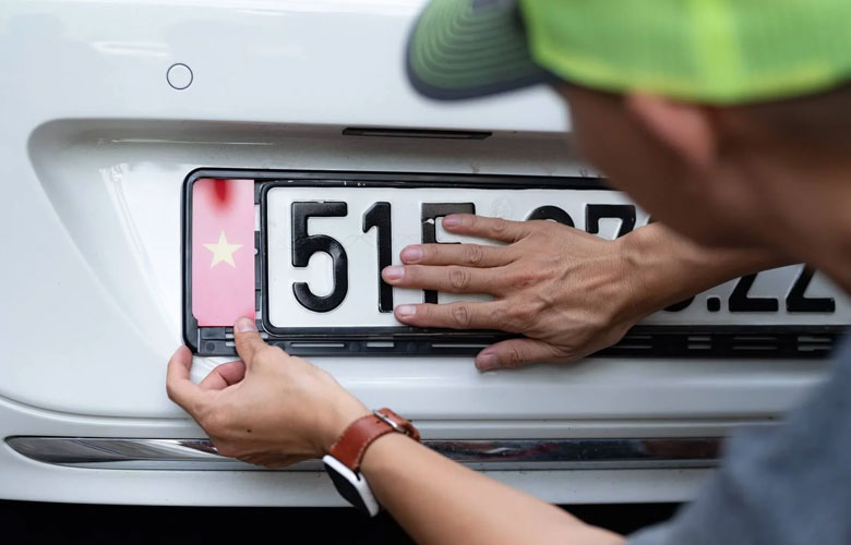 Chi phí làm biển số xe ô tô tại Việt Nam dao động từ 150 - 20 triệu đồng