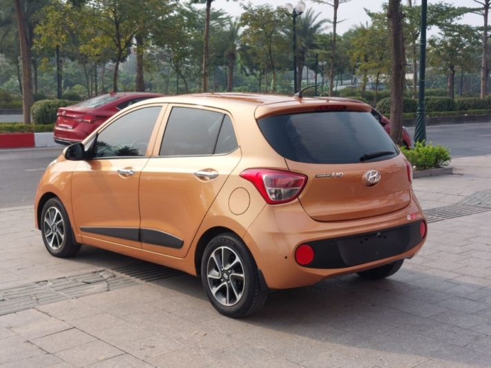 Hyundai i10 Hatchback 1.2AT 2017 - 8