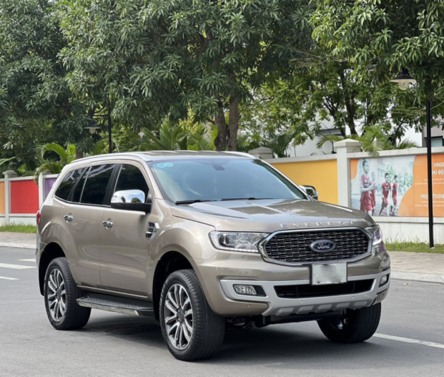 Ford Everest Titanium 4x2  2.0AT Tubor  2021 - 1