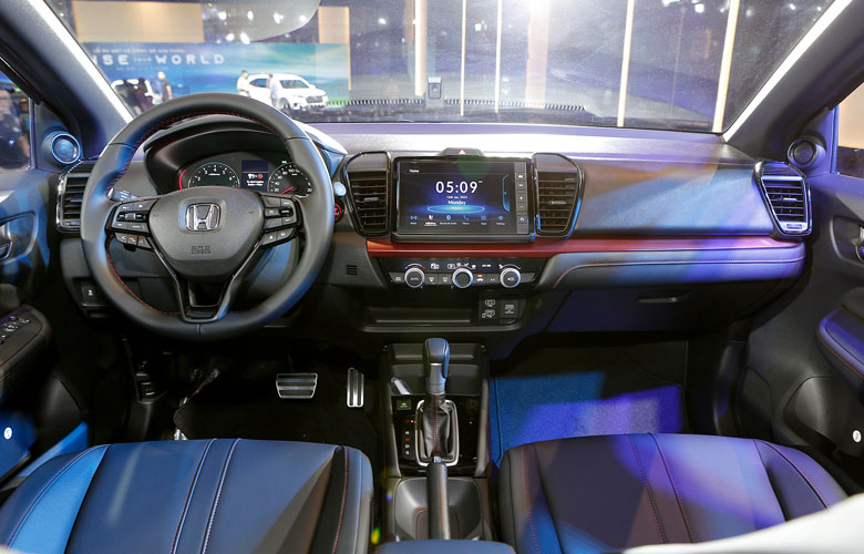 Giá xe Honda City cũng không đắt, các phiên bản từ thấp đến cao dao động từ 529 - 609 triệu đồng